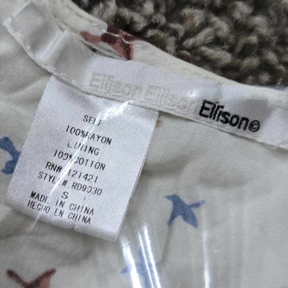 Ellison White Casual Dress With Bird Red Blue Print Sleeveless Tank Small - Picture 2 of 3